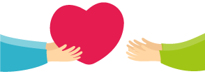 Großes rotes Herz wird von zwei Händen an zwei andere Hände weitergereicht